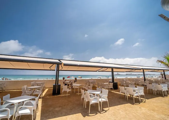 & Entremares 4* Ла-Манга-дель-Мар-Менор