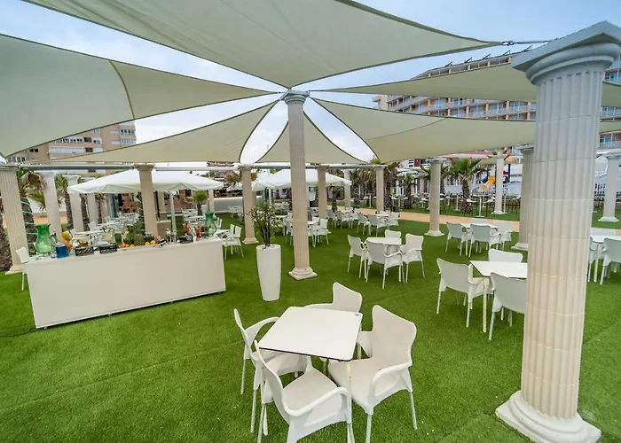 & Entremares 4* Ла-Манга-дель-Мар-Менор