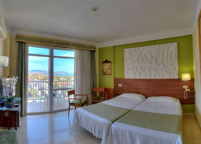 & Entremares Hotel 4*