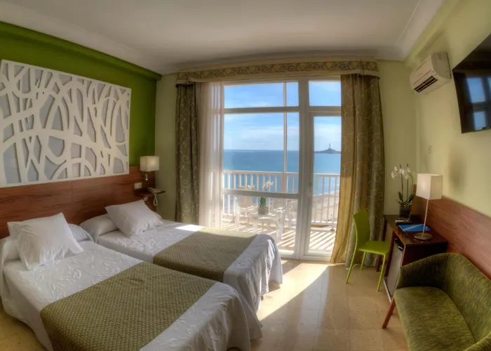 & Entremares 4* Ла-Манга-дель-Мар-Менор