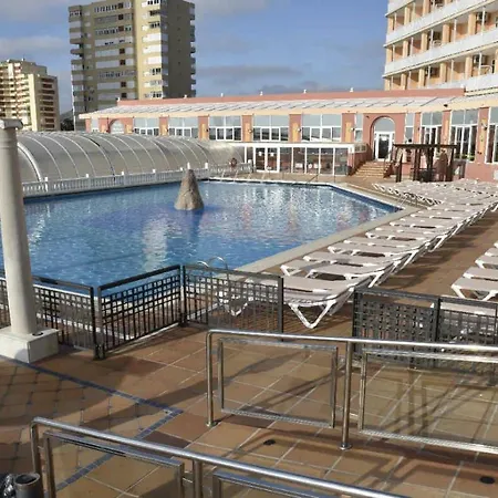 & Entremares Hotel