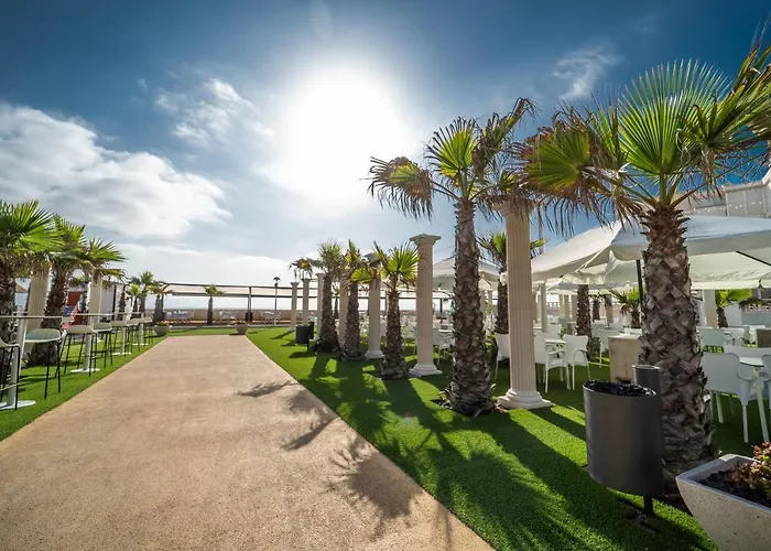 & Entremares Hotell 4*